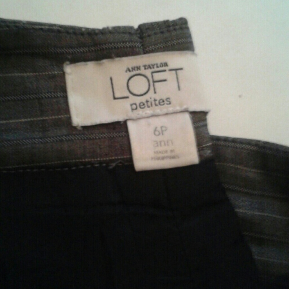 Ladies Dress Pants Ann Taylor Loft- Size 6P - Picture 4 of 5